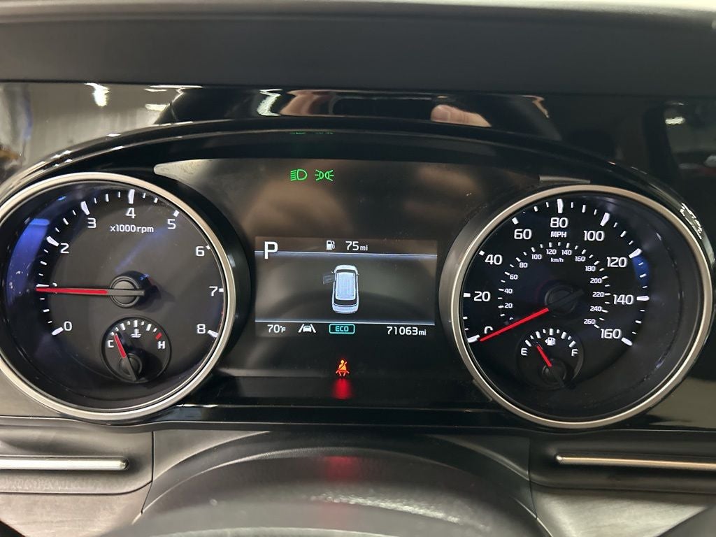 2023 Kia Carnival EX