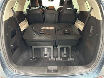 2023 Kia Carnival EX