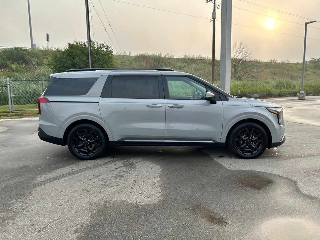 2027 Kia Carnival EX