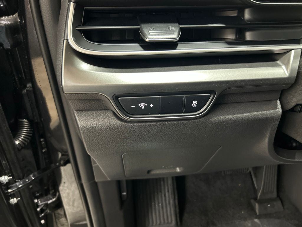 2027 Kia Carnival EX