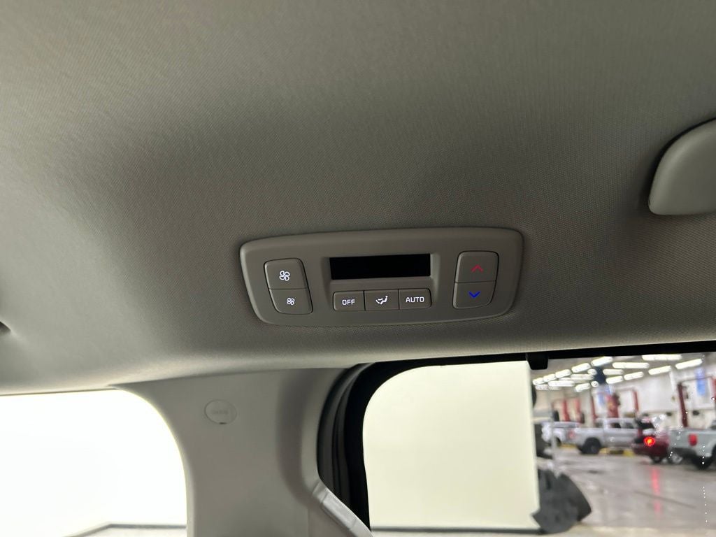 2027 Kia Carnival EX
