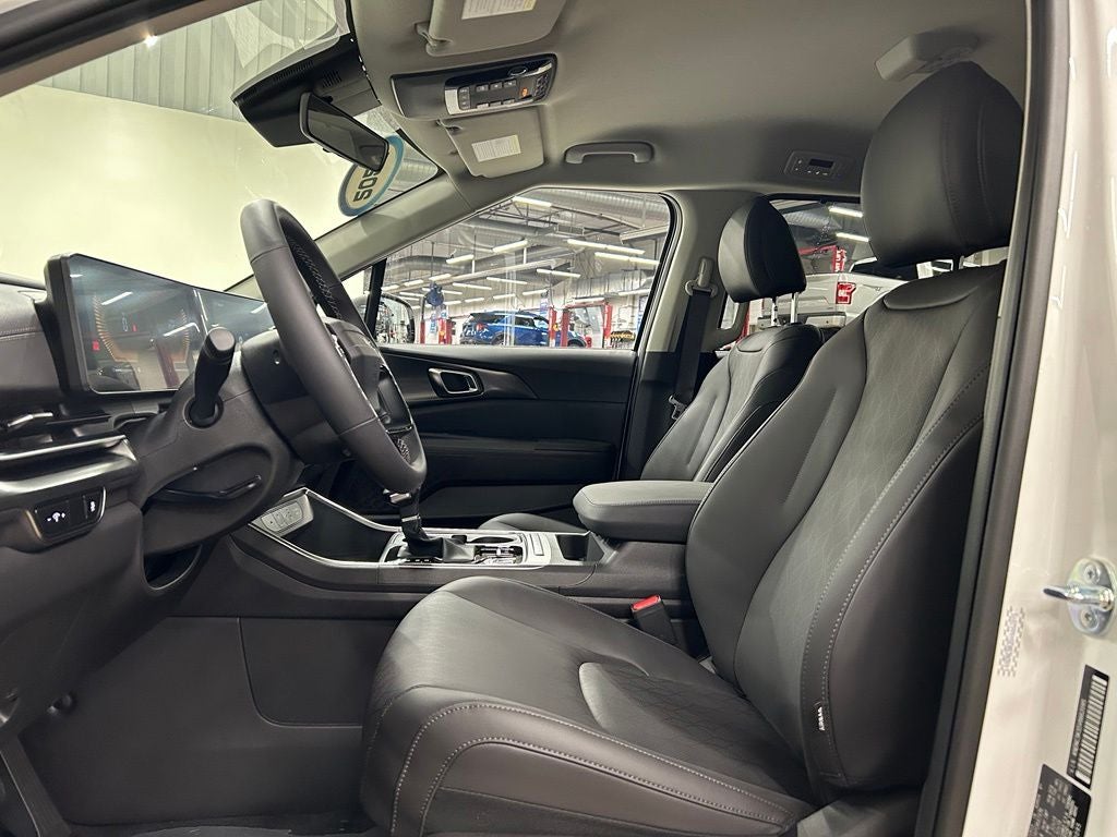 2027 Kia Carnival EX