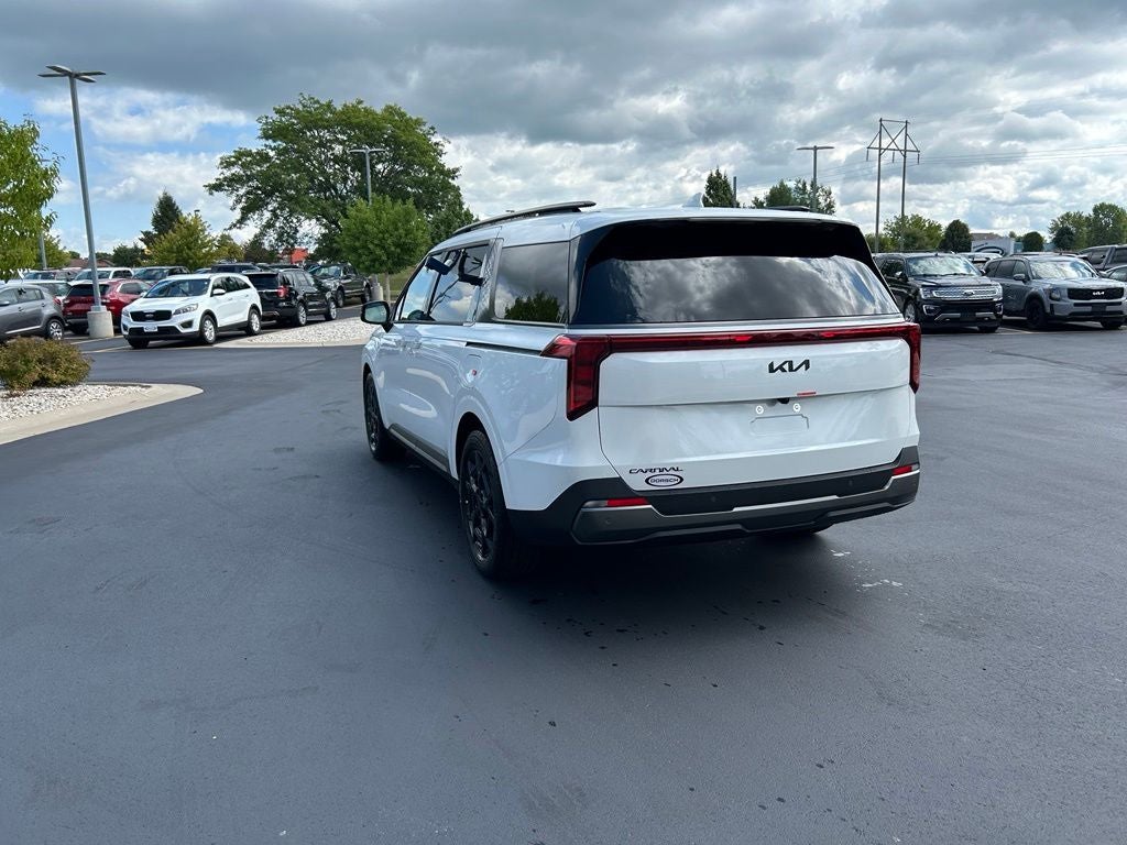 2027 Kia Carnival EX