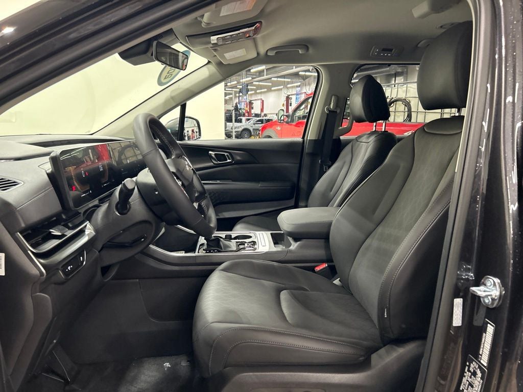 2027 Kia Carnival EX