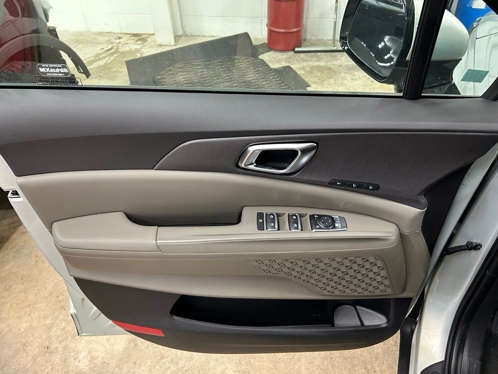 2027 Kia Carnival EX