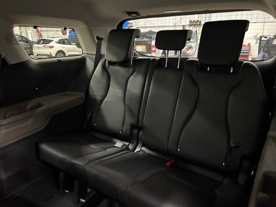 2027 Kia Carnival EX