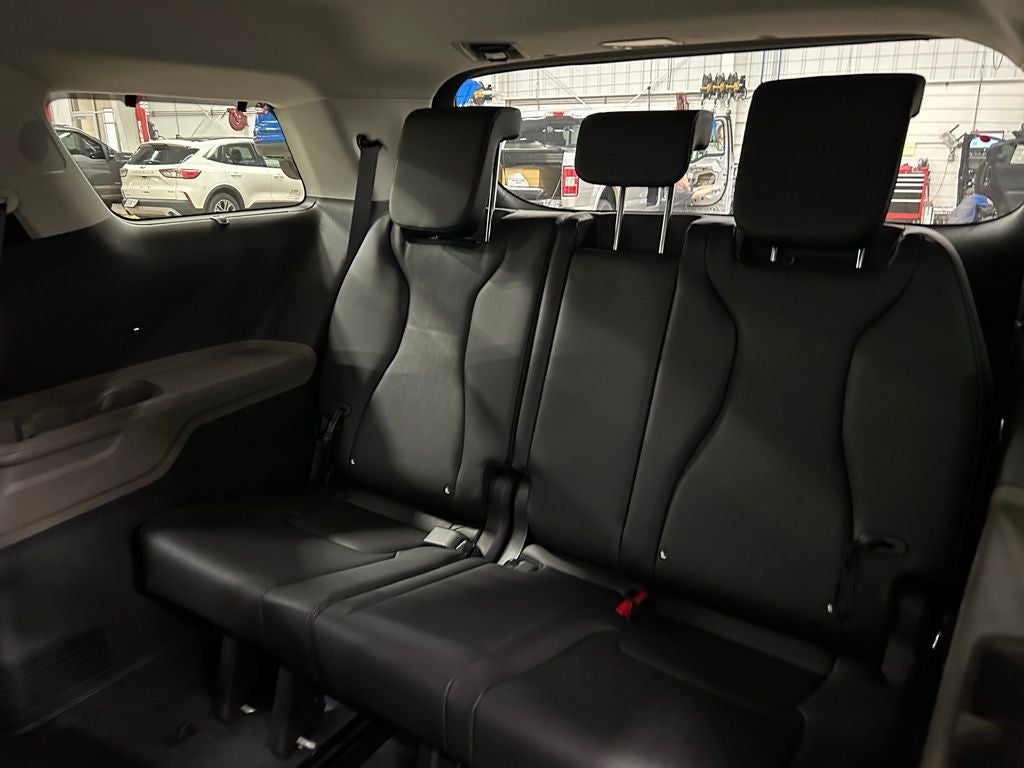 2027 Kia Carnival EX