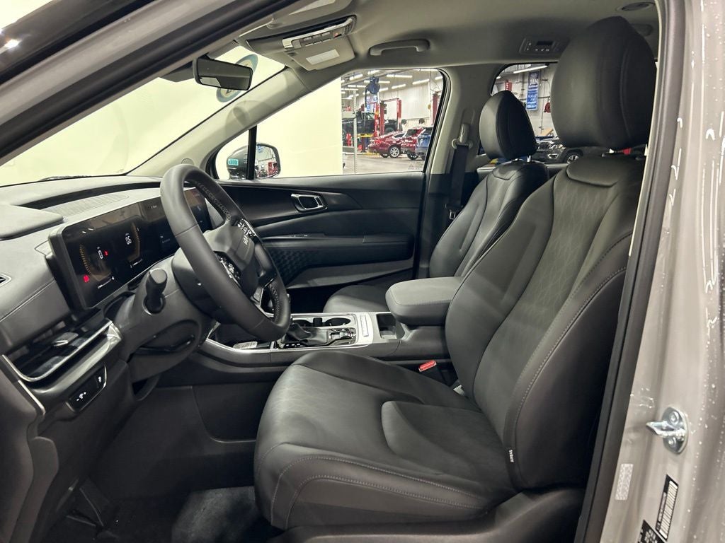 2027 Kia Carnival EX