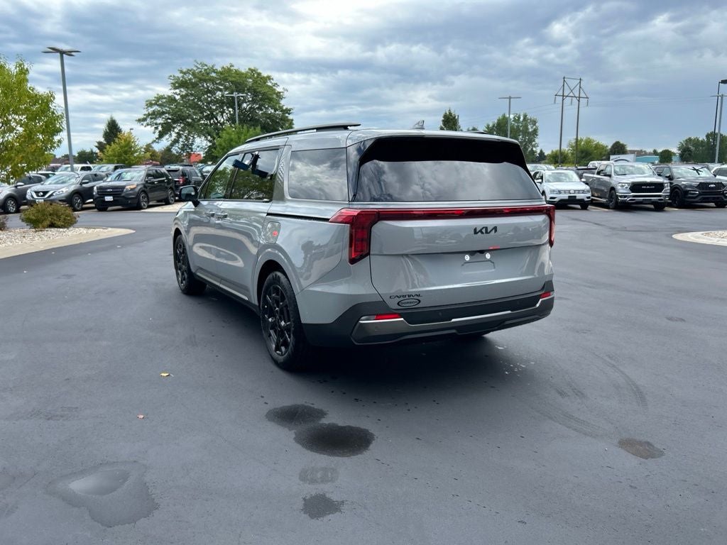 2027 Kia Carnival EX