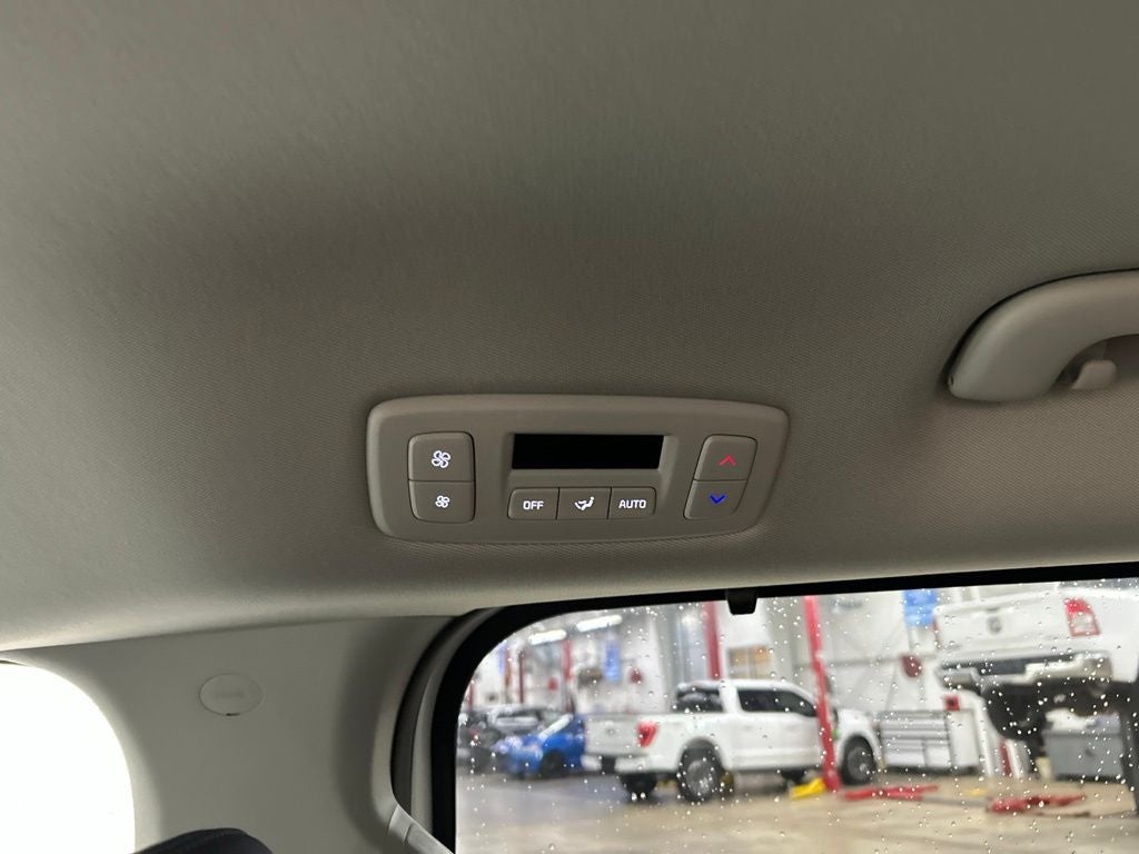 2027 Kia Carnival EX