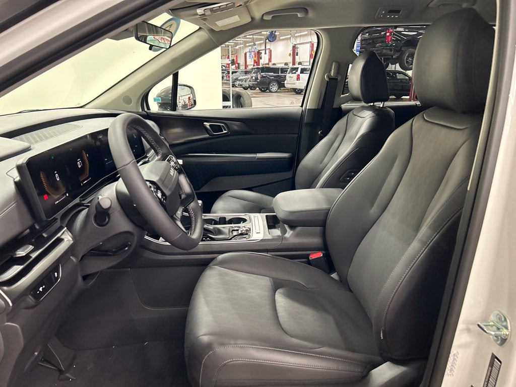 2027 Kia Carnival EX