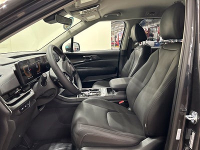 2027 Kia Carnival Hybrid EX