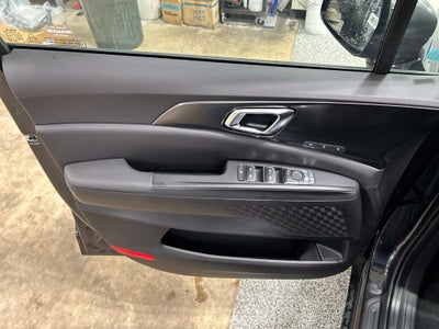 2027 Kia Carnival Hybrid EX