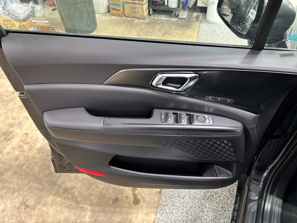 2027 Kia Carnival Hybrid EX