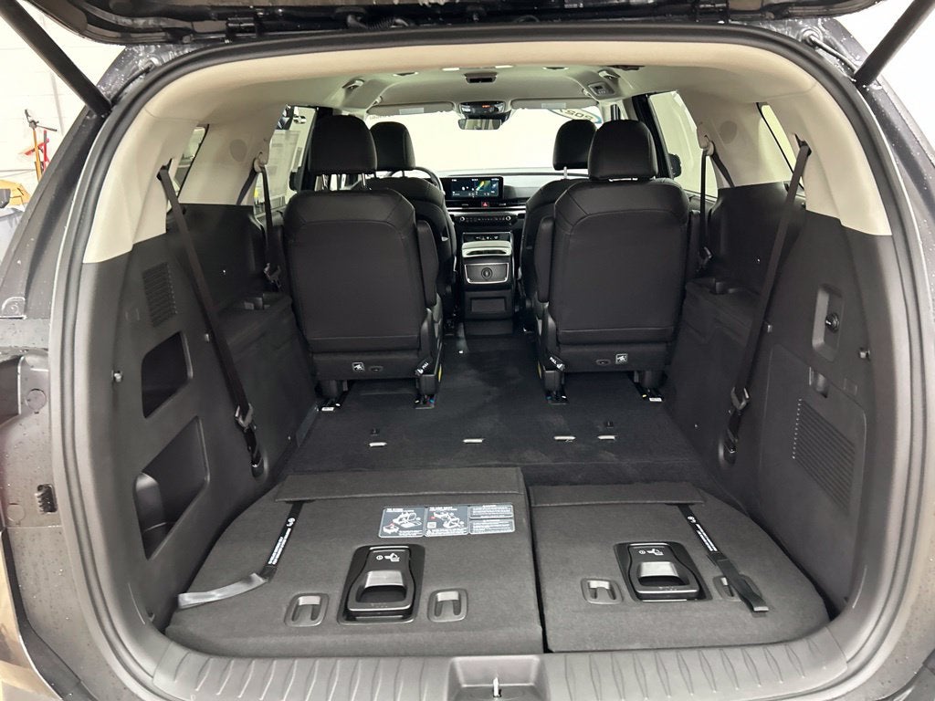 2027 Kia Carnival Hybrid EX