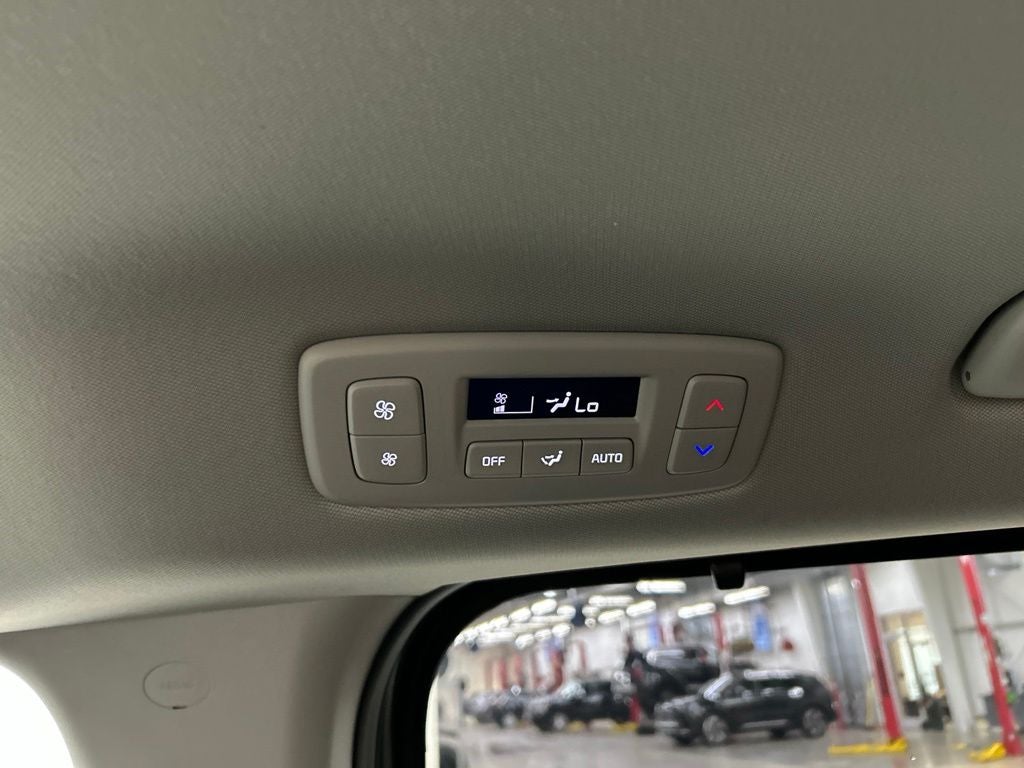 2027 Kia Carnival SX