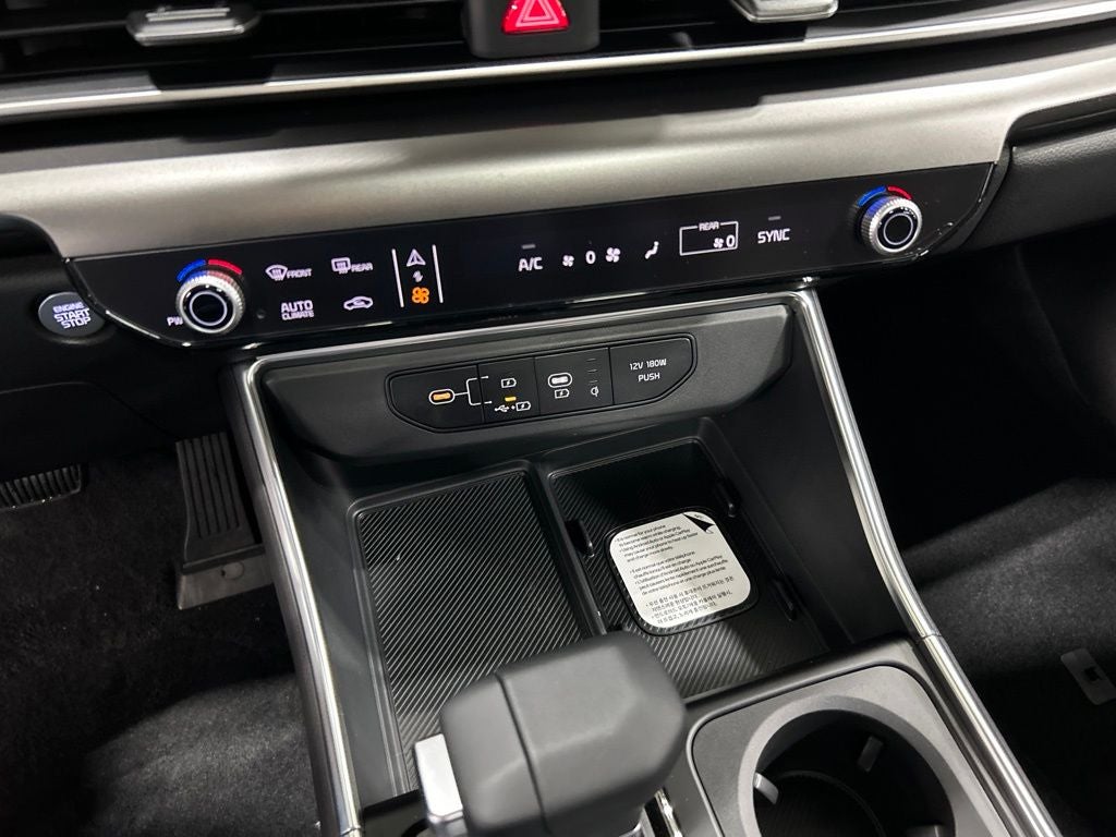 2027 Kia Carnival SX