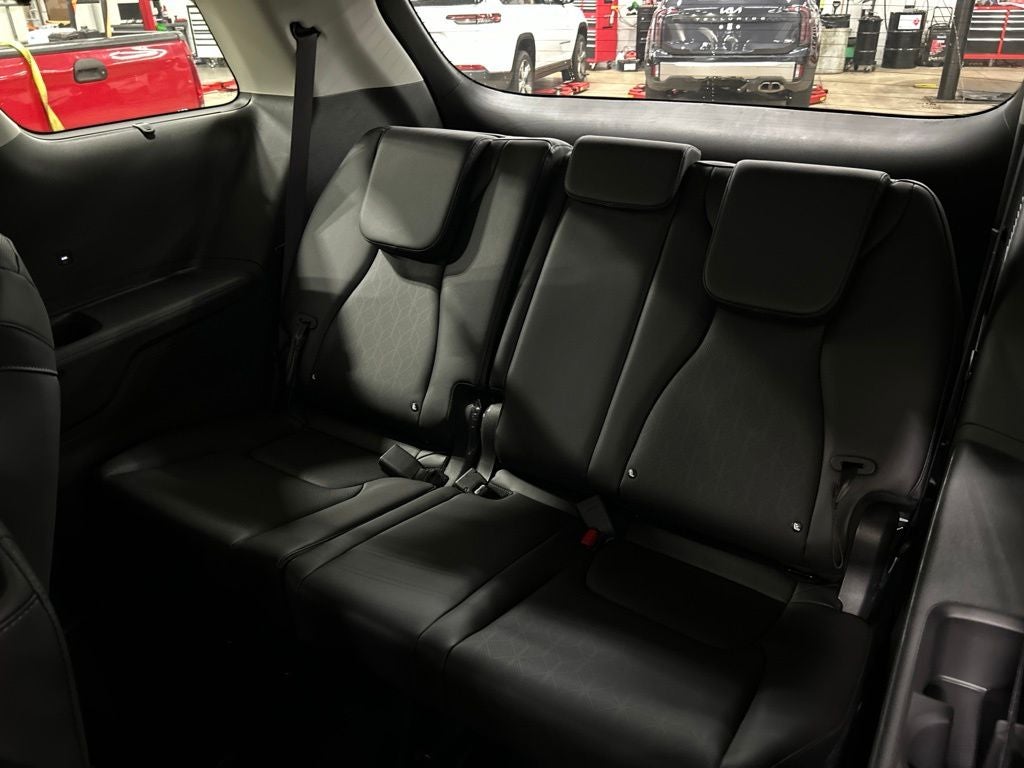2027 Kia Carnival SX