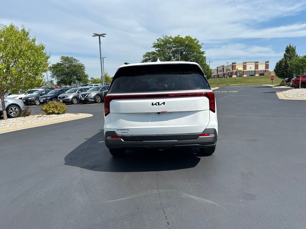 2027 Kia Carnival SX