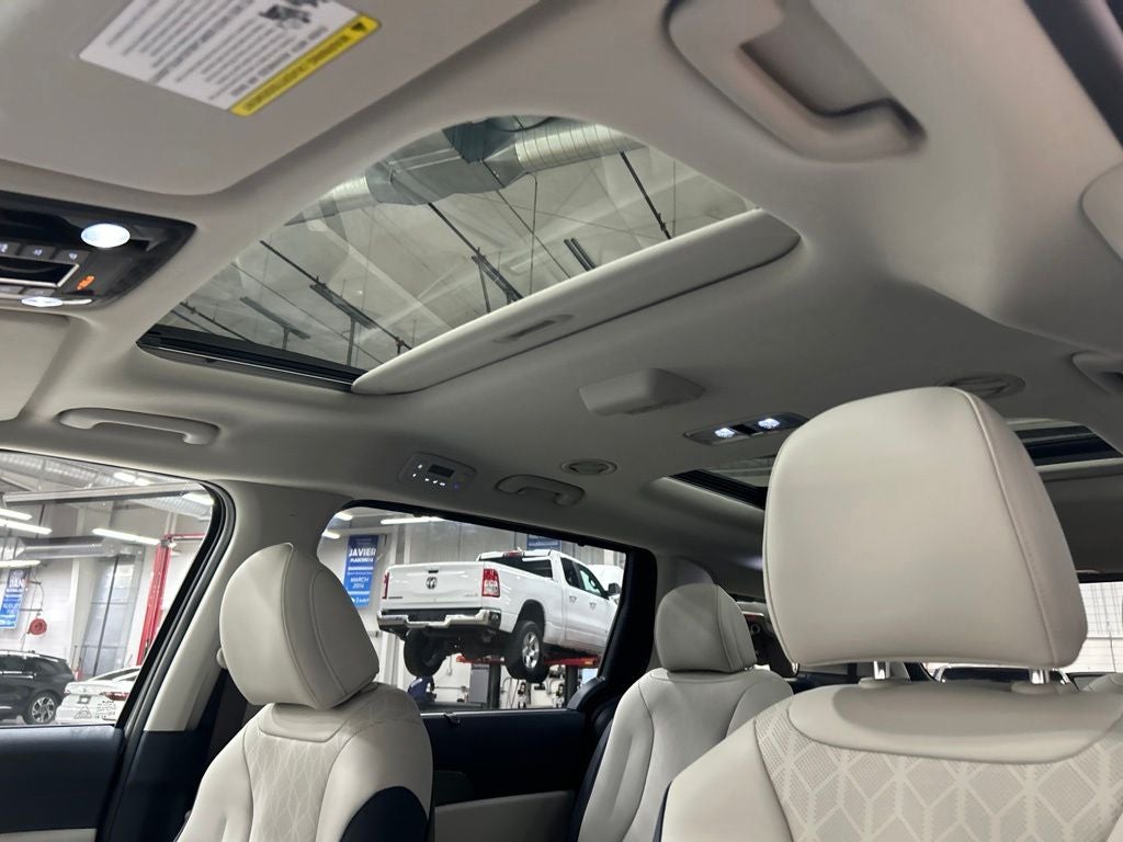 2027 Kia Carnival SX