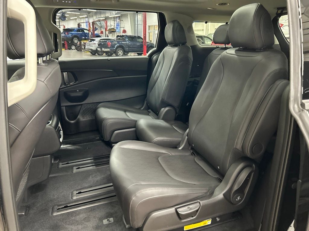 2027 Kia Carnival Hybrid SX