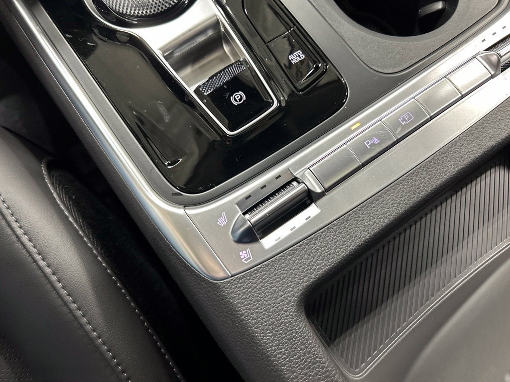 2027 Kia Carnival Hybrid SX