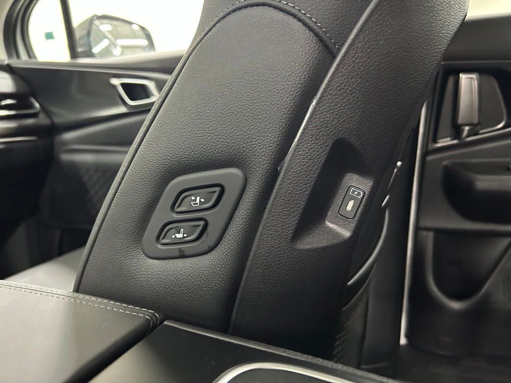 2027 Kia Carnival Hybrid SX Prestige
