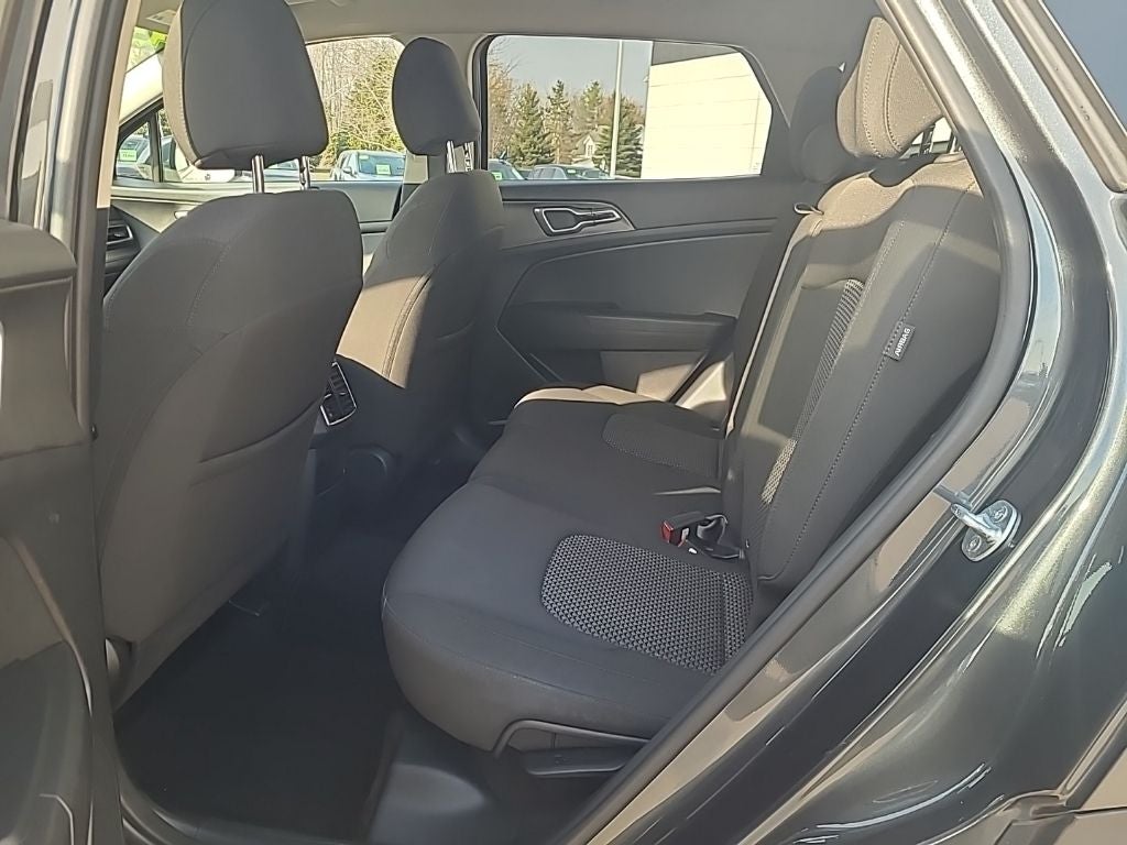 2025 Kia Sportage LX