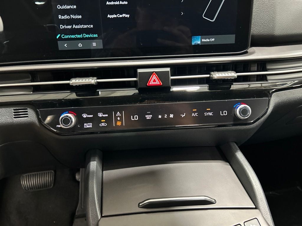 2027 Kia Sportage EX
