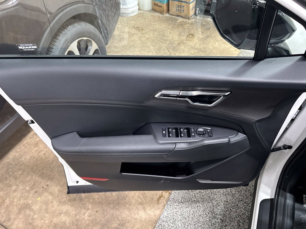 2027 Kia Sportage Plug-In Hybrid X-Line