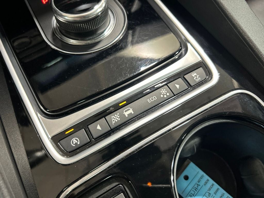 2017 Jaguar F-PACE 35t Prestige