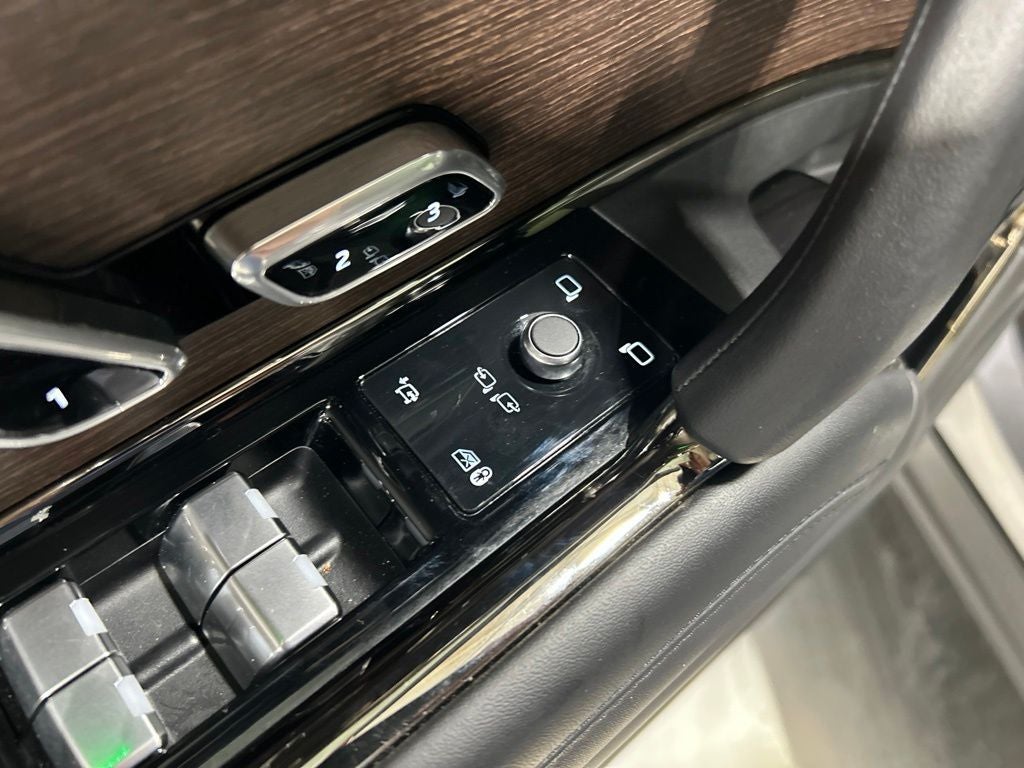 2023 Land Rover Range Rover Sport SE