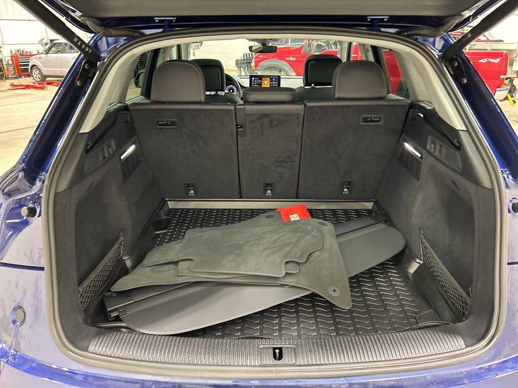 2024 Audi Q5 45 S line Premium quattro