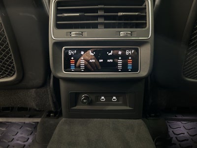 2023 Audi Q8 55 Premium Plus quattro