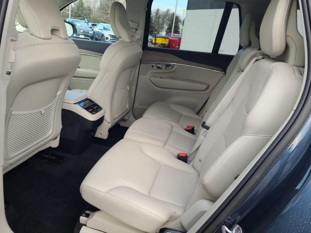 2023 Volvo XC90 B6 Plus 7-Seater