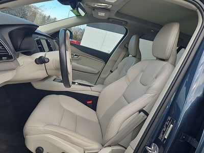 2023 Volvo XC90 B6 Plus 7-Seater