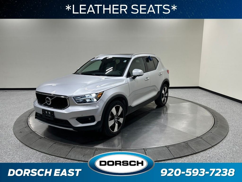 2019 Volvo XC40 Momentum