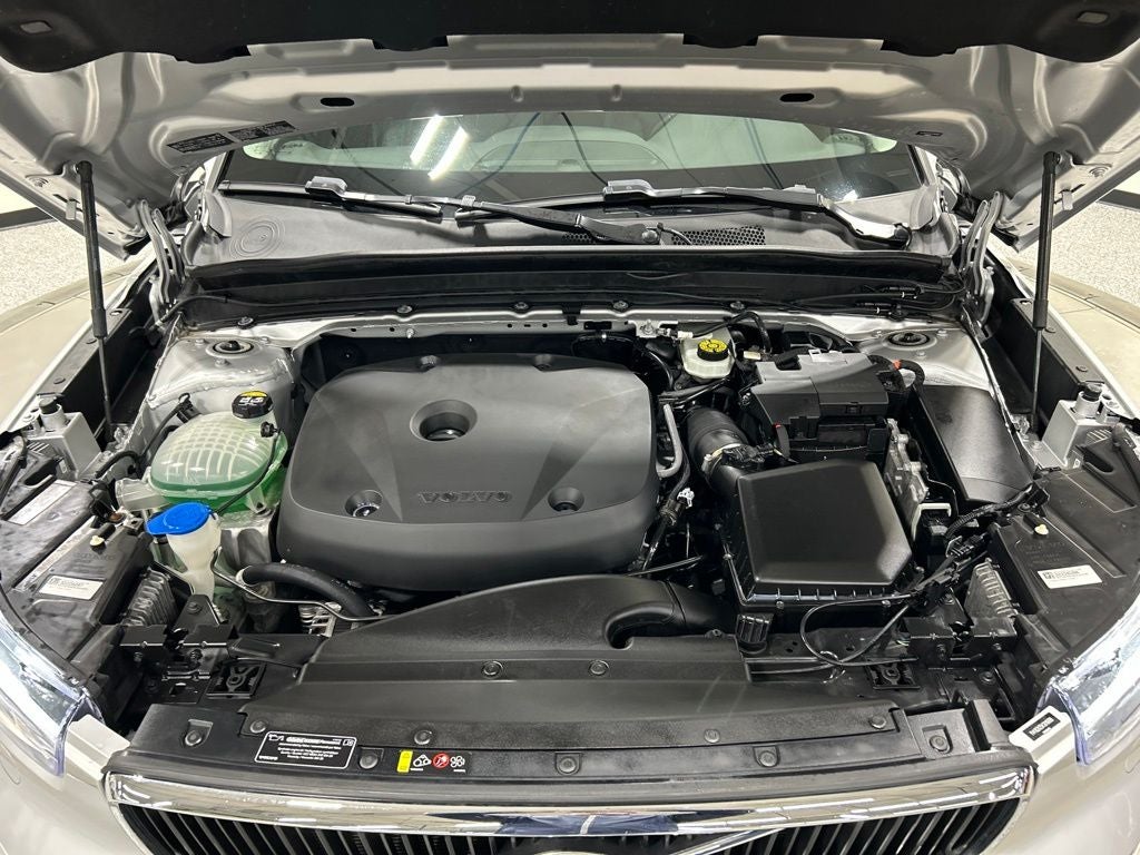 2019 Volvo XC40 Momentum